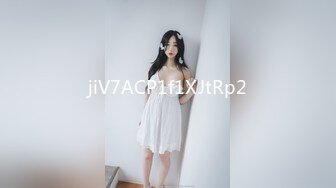 波浪长发高颜值极品大奶外围妹 ，连体网袜蜜桃美臀