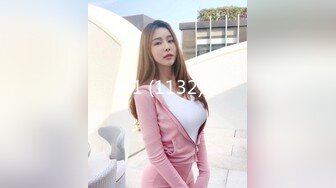 05女高反差萝莉  无套后入嫩白屁股， 轻轻一操就哼哼唧唧的，一使劲儿感觉就操破了一样