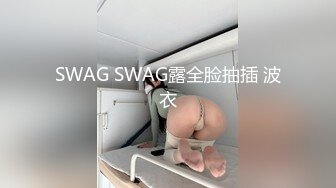 洗澡间男友小心翼翼的为女友刮穴毛不怕把B划破吗？