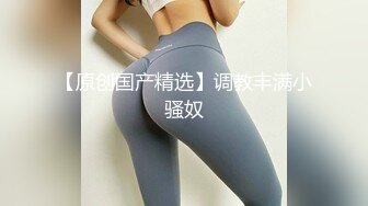 贫乳美眉 被大肉棒无套输出 骚叫的喘不过气来 拔枪射一肚皮 超级满足了